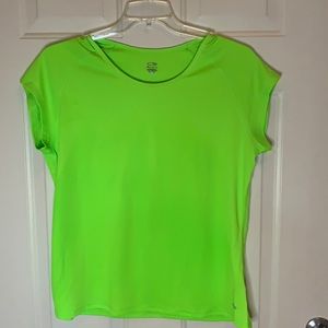 Champion Moisture Wicking Top Size XL